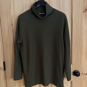 LL Bean Thermal Top